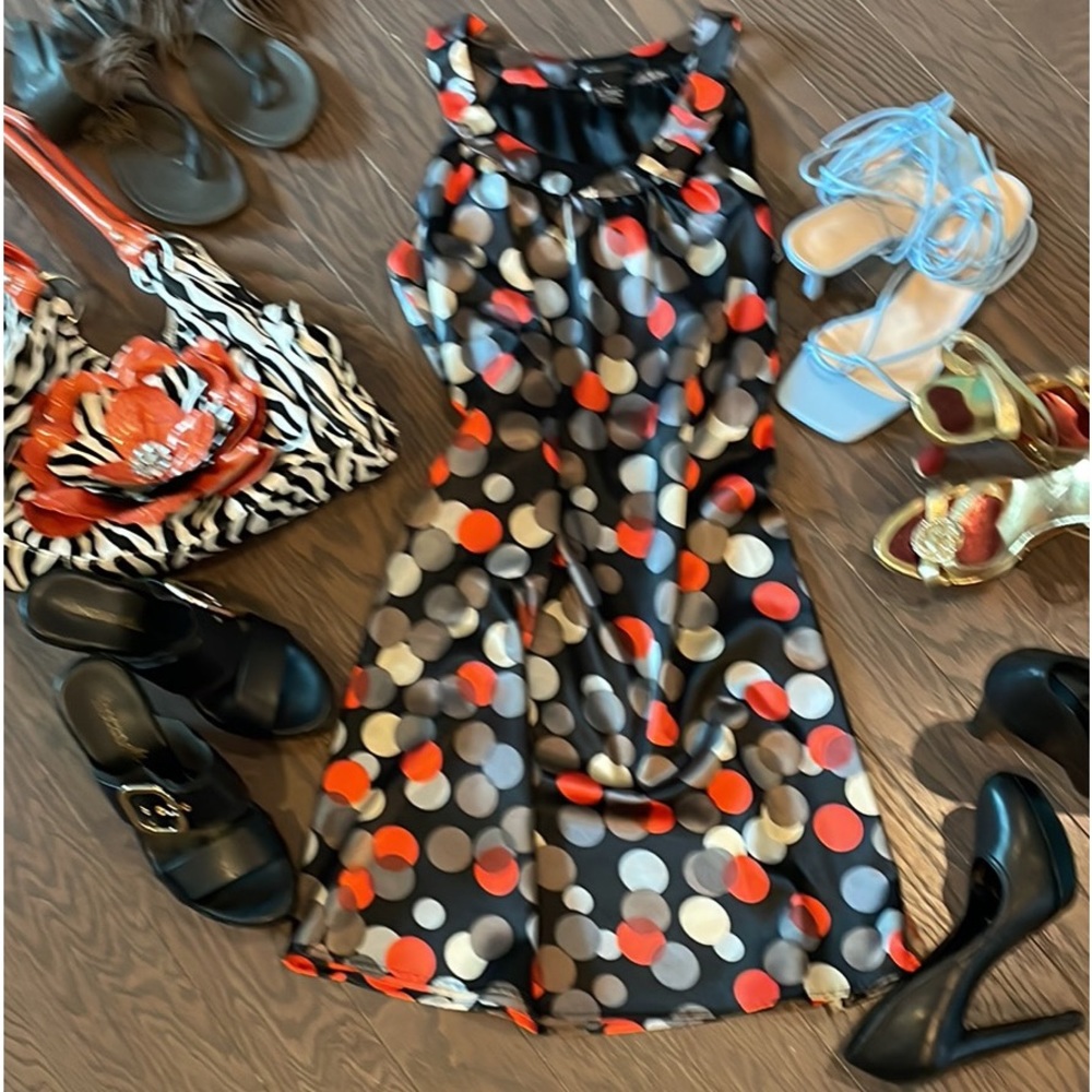 Stunning BCBG DRESS, size small, New!